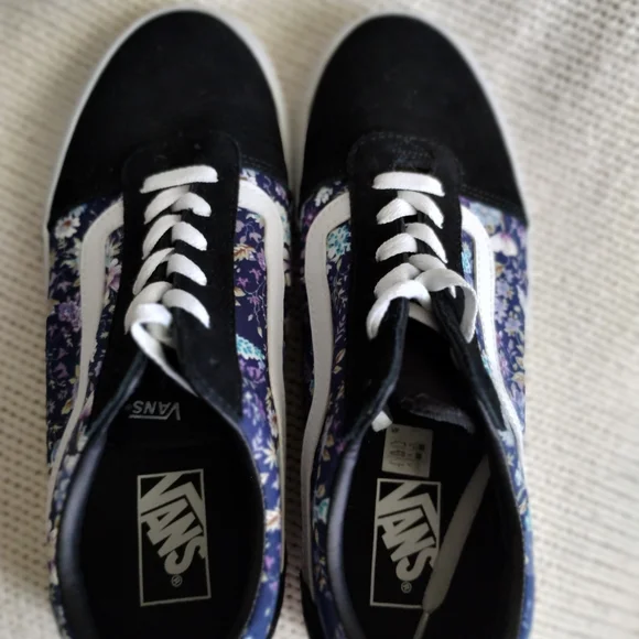 Floral Vans Women's Sneakers Size 10 - Picture 7 of 8